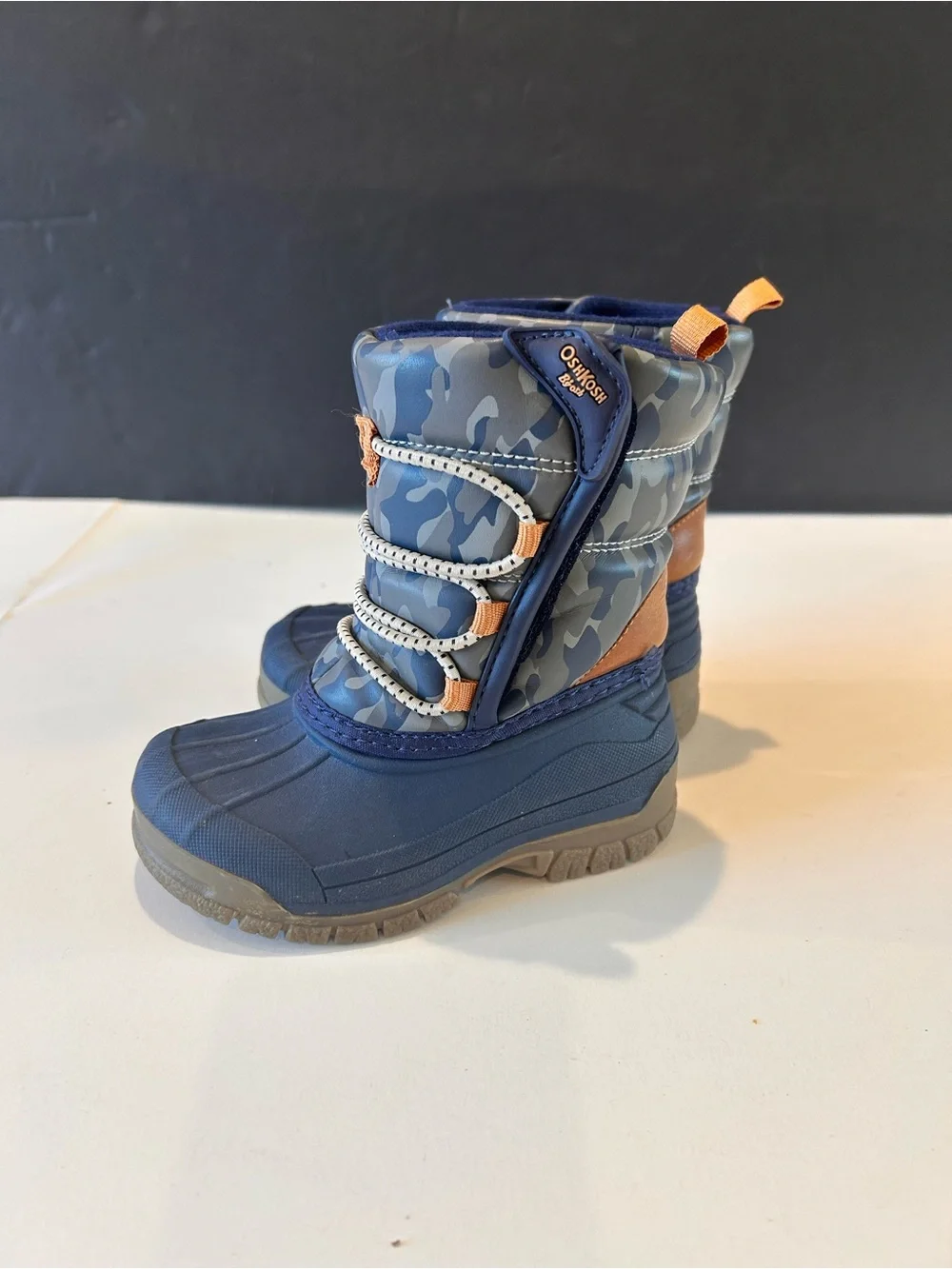 OshKosh Kids Size 5 Blue Camo Waterproof Winter Snow Boots